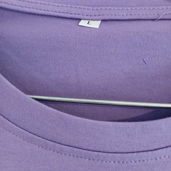 Women's Mardi Gras Purple Tee Shirt NWT SZ L Mask Design - Picture 3 of 4